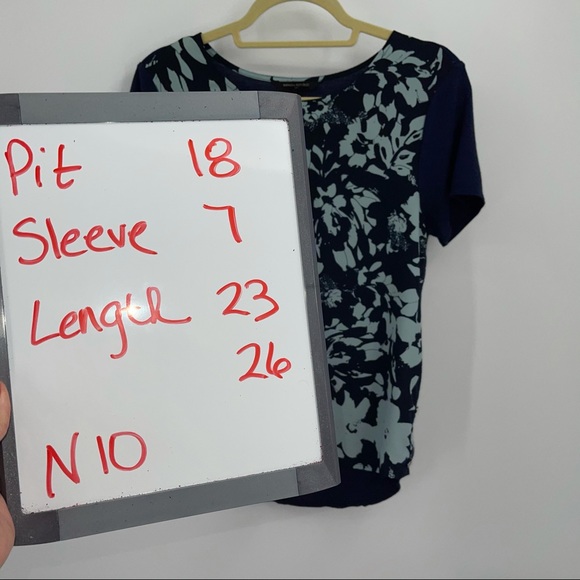 Banana Republic Short Sleeve Blouse Size S Blue Floral Print - Picture 9 of 9